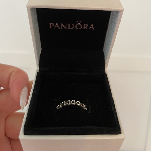 Perfect condition Pandora ring - Picture 2 of 9